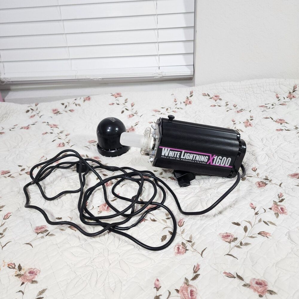Paul C. Buff White Lightning X1600 Monolight Studio Strobe Flash w/ Power Cord